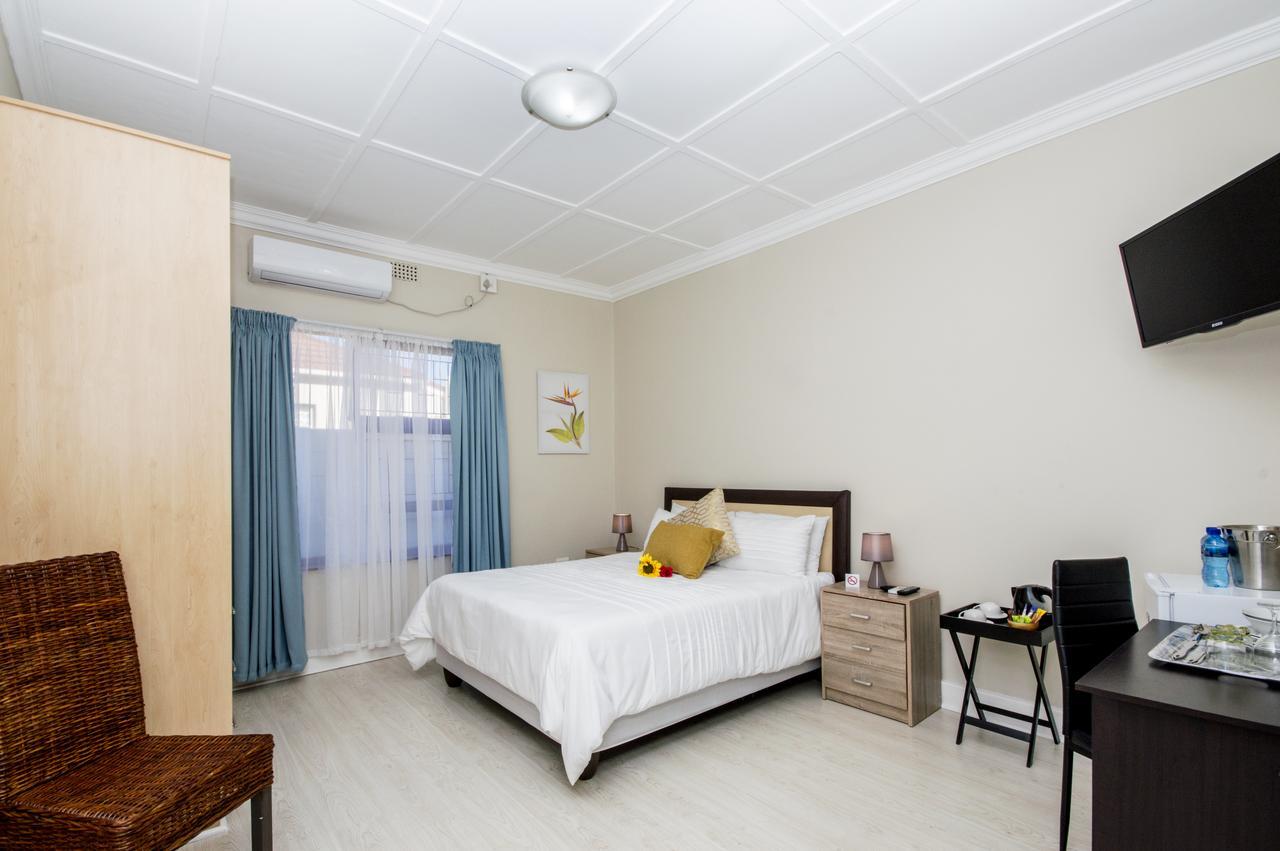 Walmer Villiers Self Catering 포트엘리자베스 외부 사진